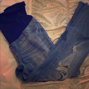Ripped maternity skinny jeans